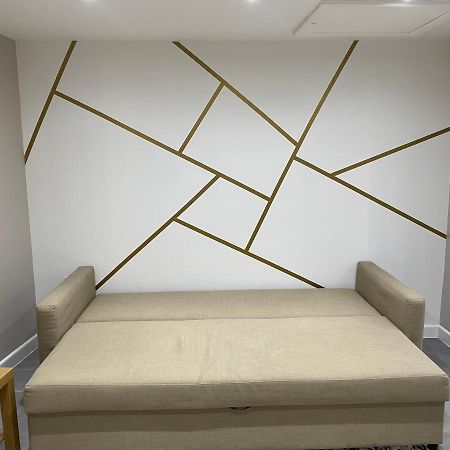 One Bedroom Apartment Goodmayes Εξωτερικό φωτογραφία