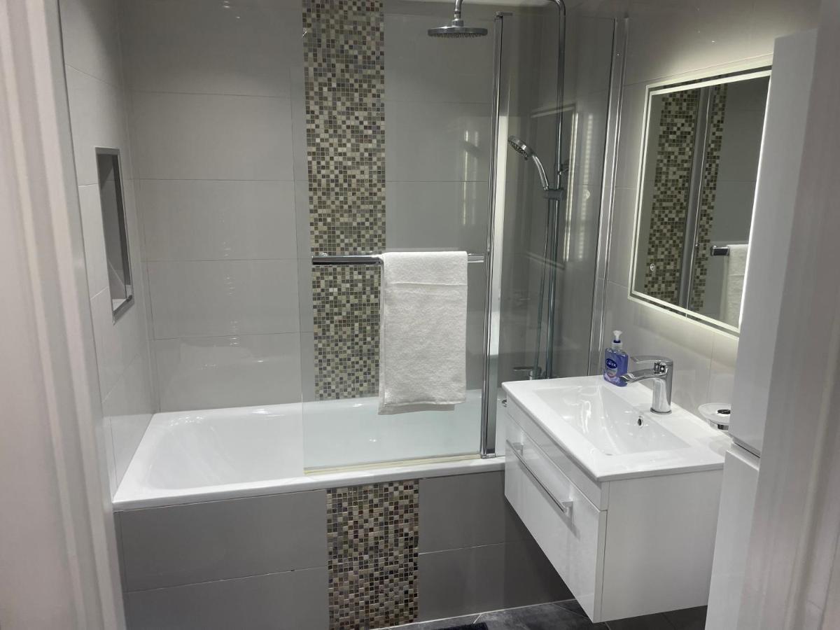 One Bedroom Apartment Goodmayes Εξωτερικό φωτογραφία