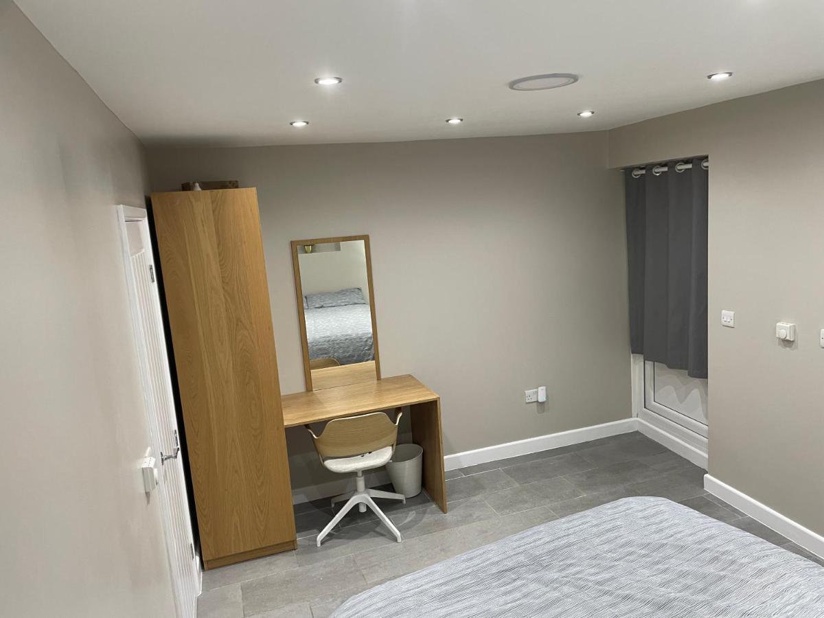 One Bedroom Apartment Goodmayes Εξωτερικό φωτογραφία
